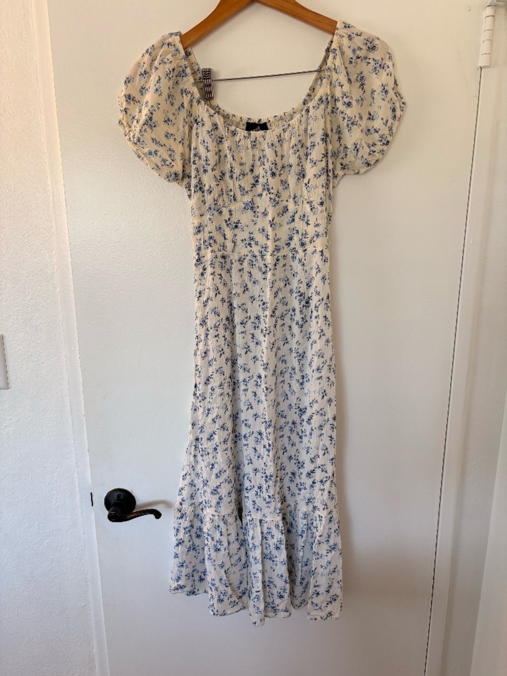 Angel Blue Floral Puff Sleeve Midi Dress